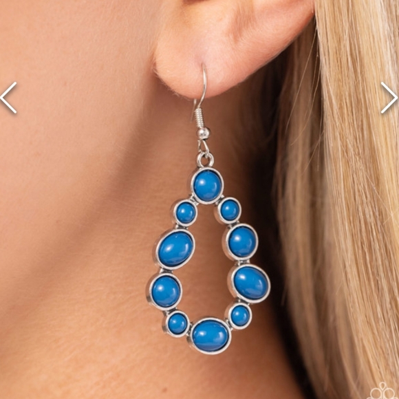 Popular Party Blue Earrings 💙 Vintage - Picture 1 of 2